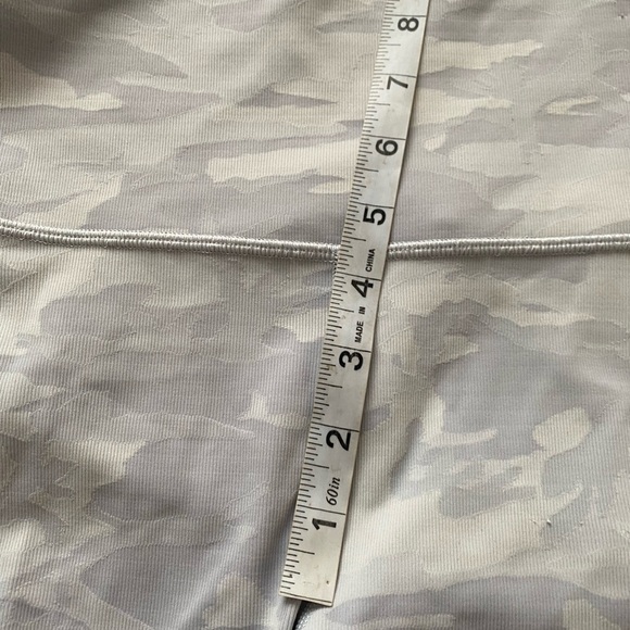 Lululemon Wunder Under High rise shorts - Picture 8 of 10